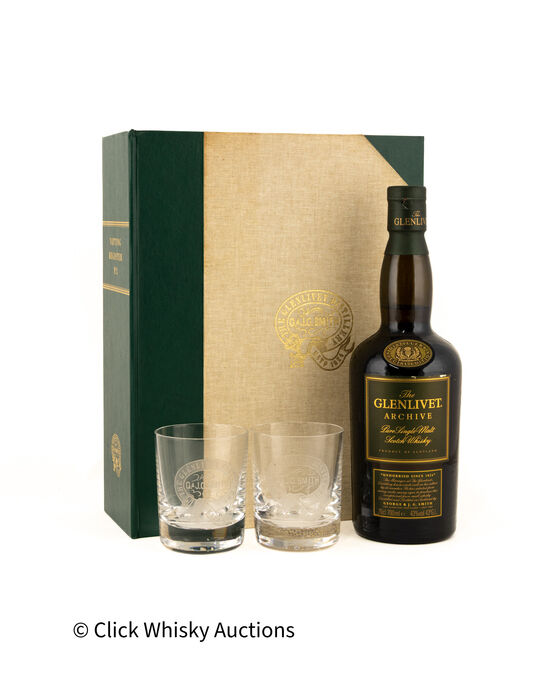 Glenlivet Archive Presentation Set Including Branded Tumblers